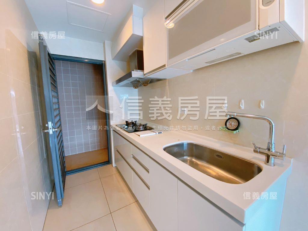 宜誠建設大兩房車雙衛浴房屋室內格局與周邊環境