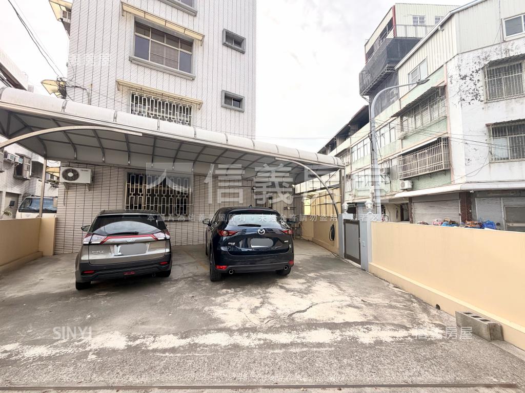 麻豆市區大地坪邊間三車墅房屋室內格局與周邊環境