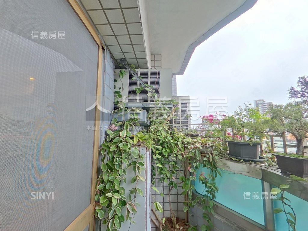 亞東站ＴＰＡＲＫ三房車位房屋室內格局與周邊環境