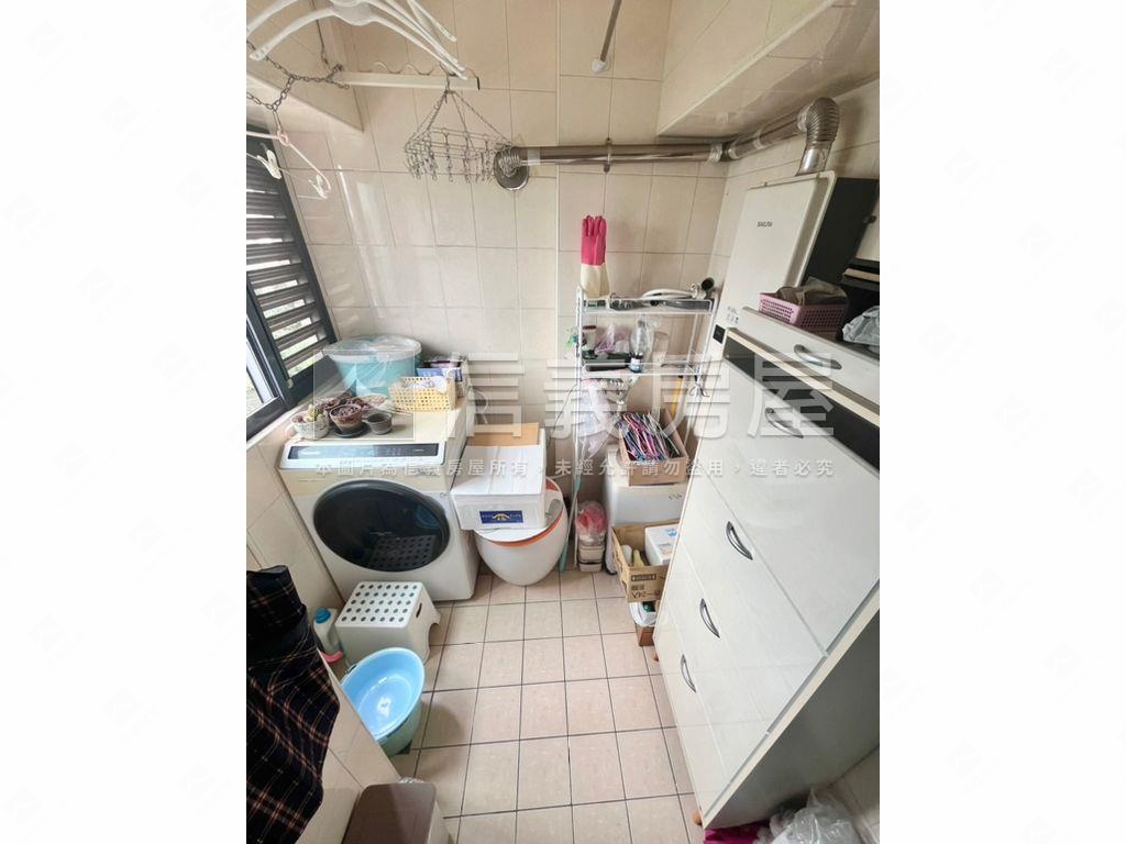 漂亮＊採光耀眼三房雙衛房屋室內格局與周邊環境