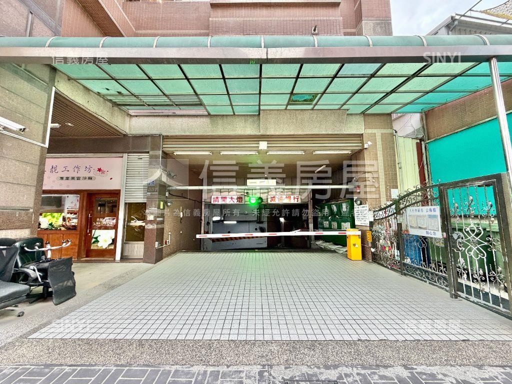 ＜大台中新市＞先看這間！房屋室內格局與周邊環境