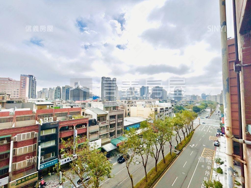 ☆＜大台中新市＞先看這間房屋室內格局與周邊環境