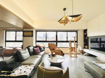 國泰昕春雙車位稀有大戶