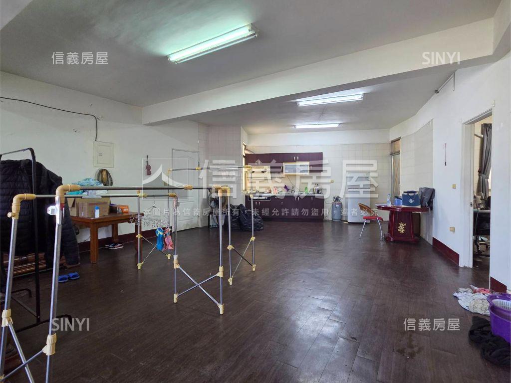 三多商圈健身公寓房屋室內格局與周邊環境