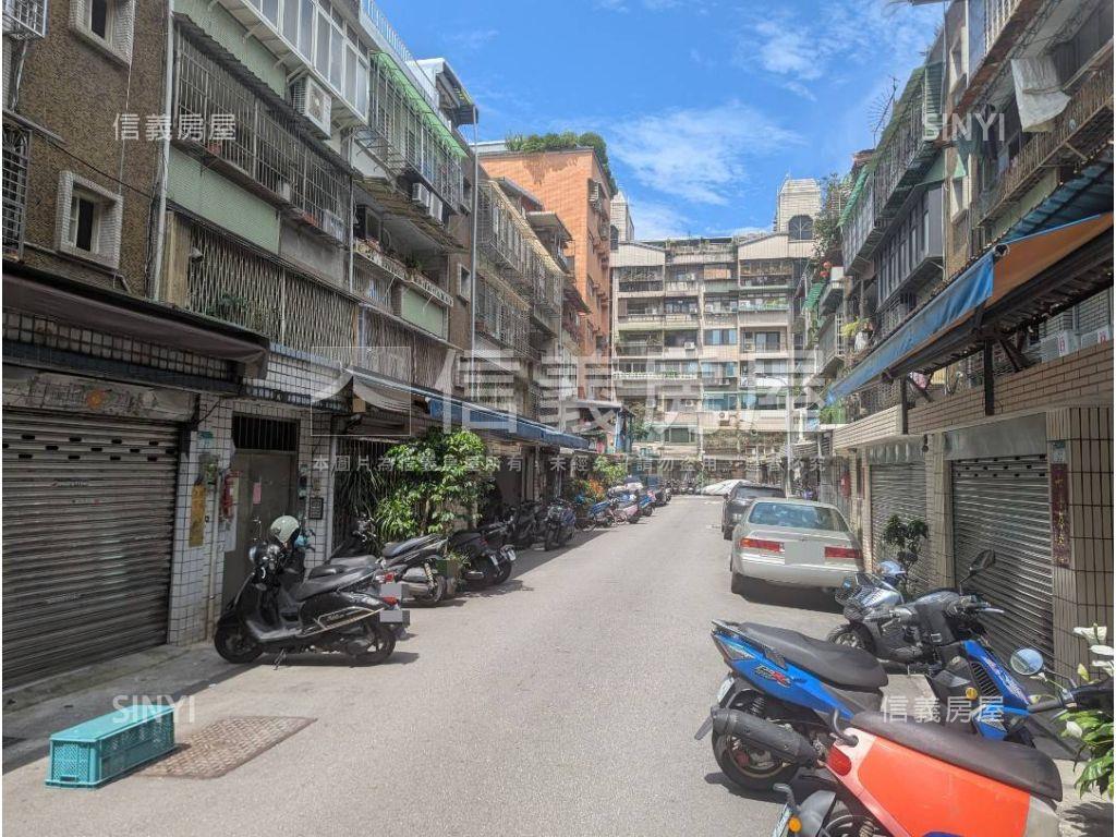 忠孝東路住辦一樓房屋室內格局與周邊環境