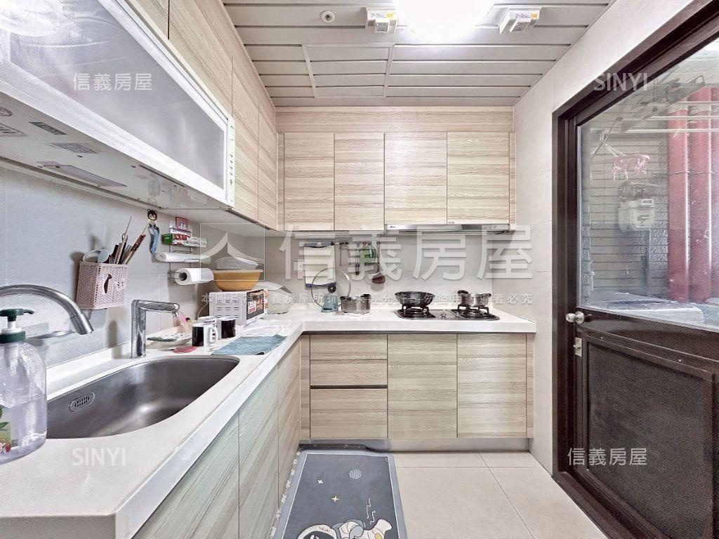 遼闊景觀麗寶四房車位房屋室內格局與周邊環境