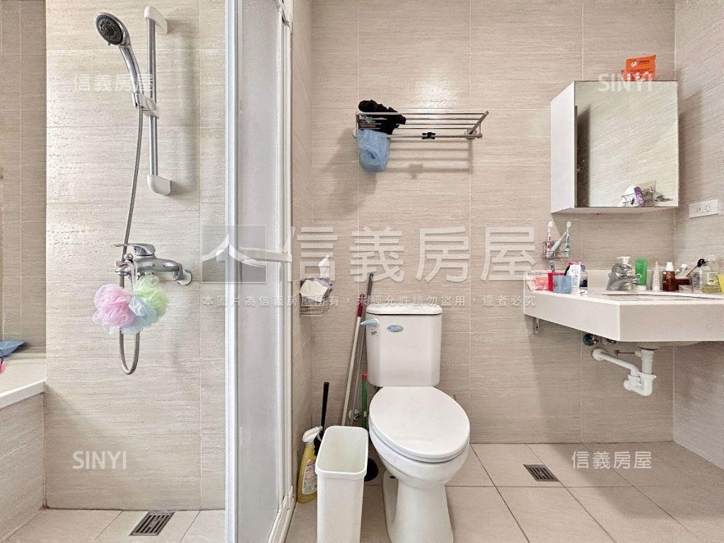 遼闊景觀麗寶四房車位房屋室內格局與周邊環境