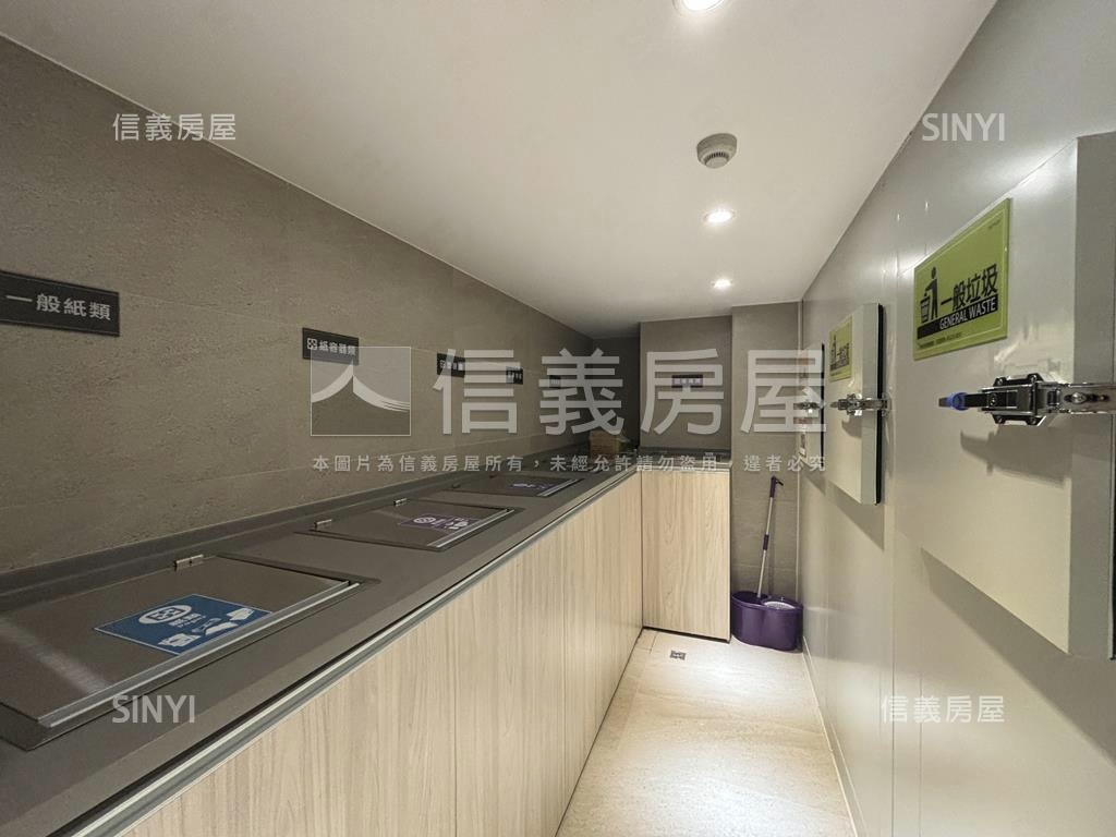 西區鉅陞博舍精裝２房平車房屋室內格局與周邊環境