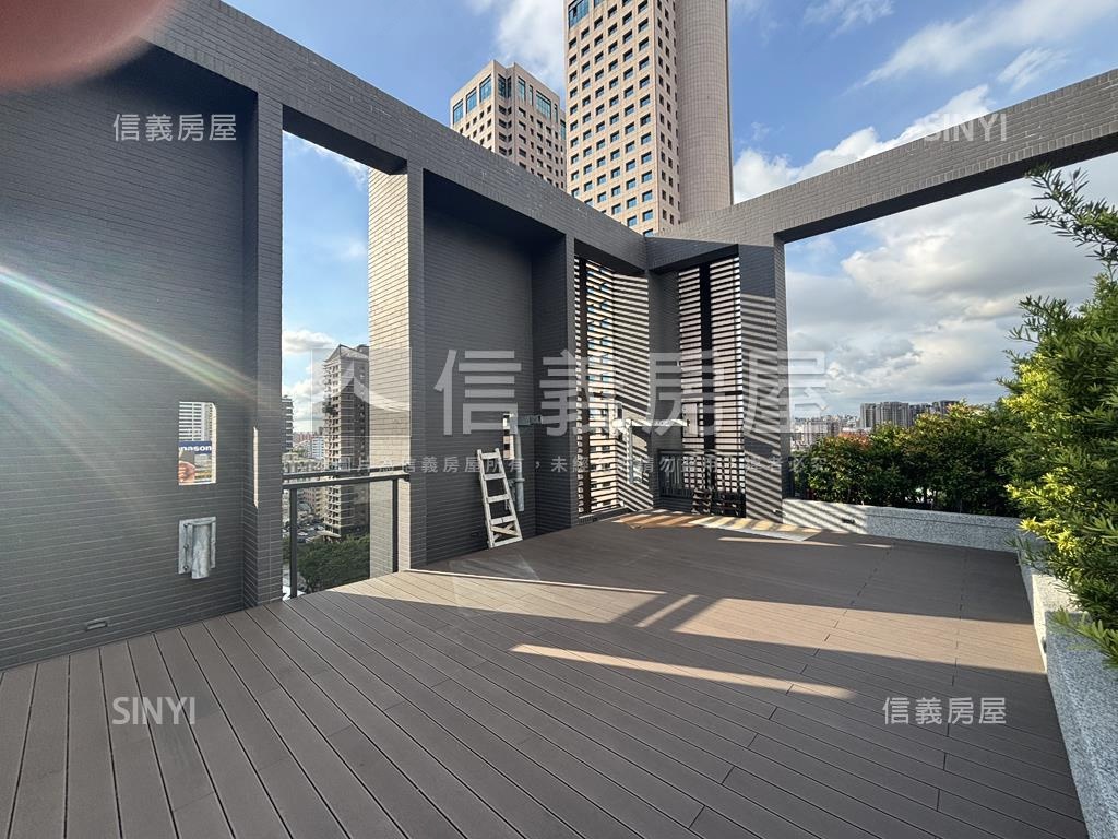 西區鉅陞博舍精裝２房平車房屋室內格局與周邊環境