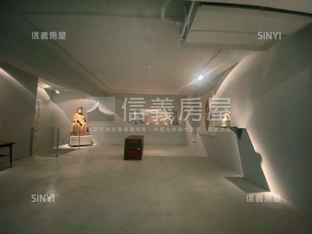 ★信義光復面寬金店房屋室內格局與周邊環境