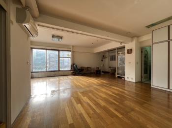 近捷運邊間香格里拉