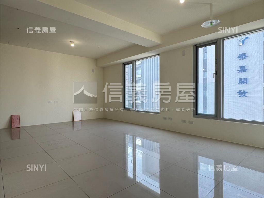 水晴川面河景高樓景觀戶房屋室內格局與周邊環境