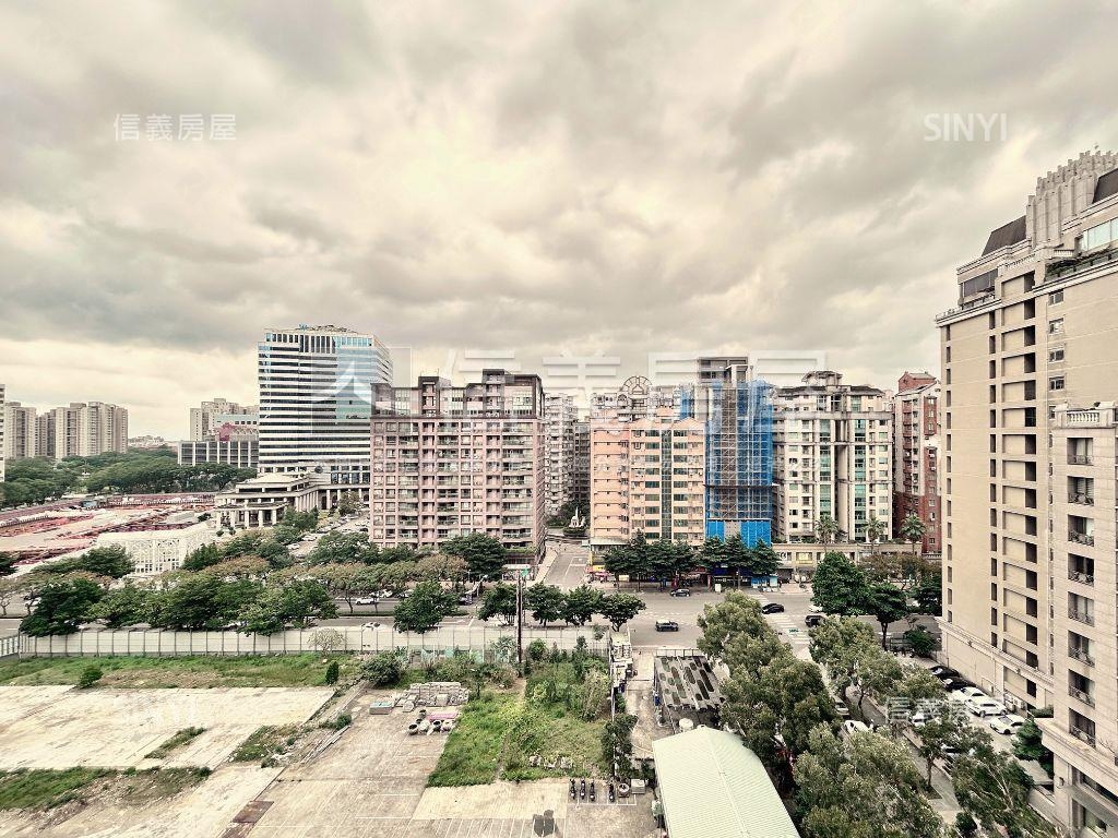 『專任』昕上城３房車位房屋室內格局與周邊環境