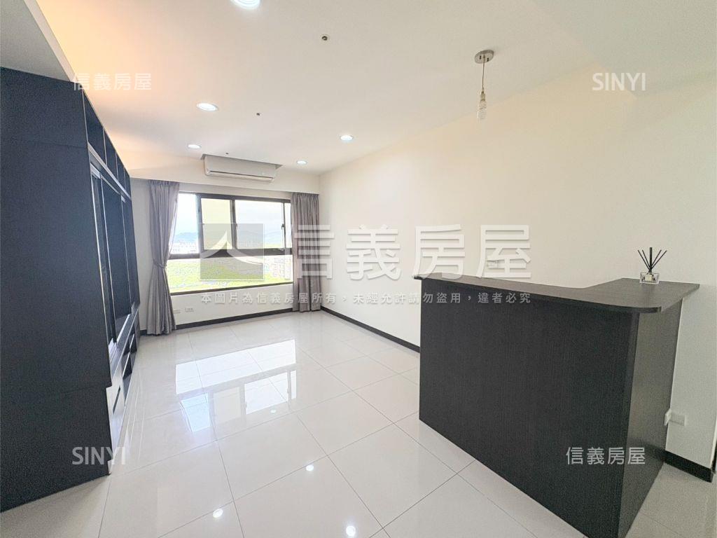 八擴湖景美三房車位房屋室內格局與周邊環境