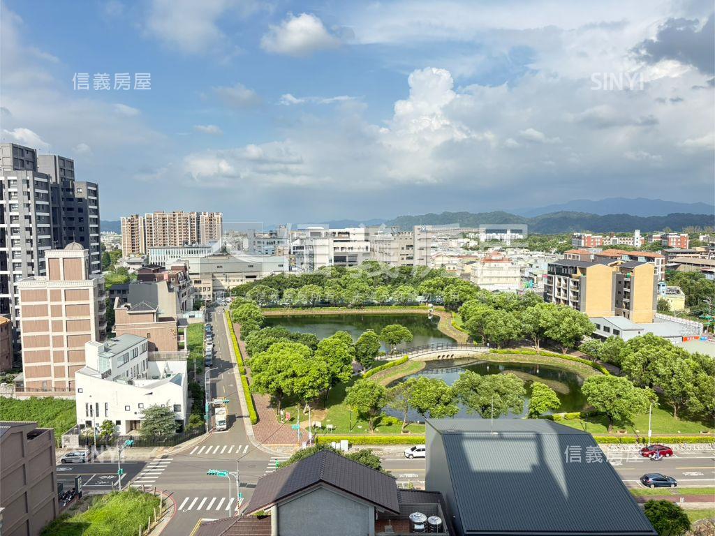 八擴湖景美三房車位房屋室內格局與周邊環境