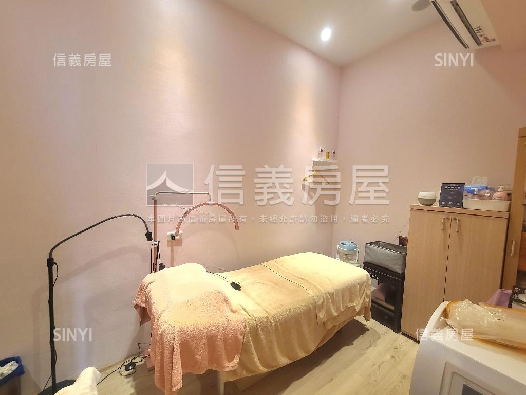 經國特區小資美店面房屋室內格局與周邊環境