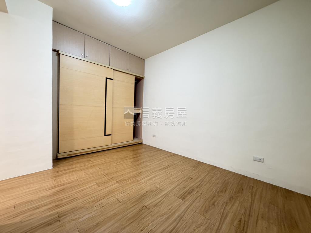 稀有近新天地三面採光美寓房屋室內格局與周邊環境