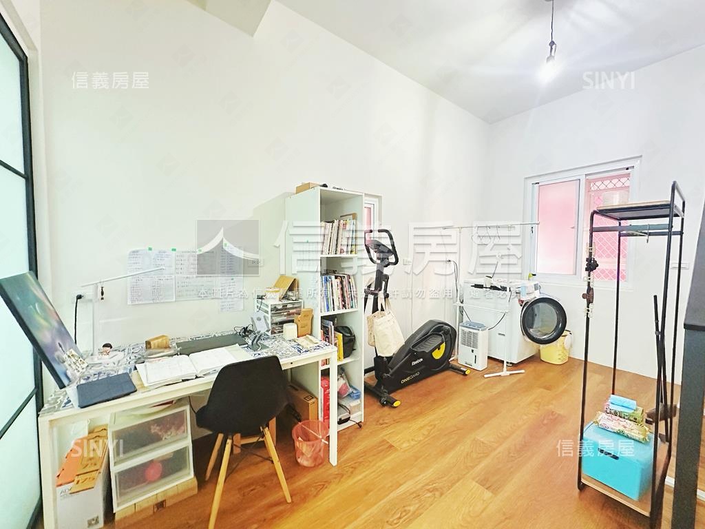 鳳山吃市前路後巷透金店面房屋室內格局與周邊環境