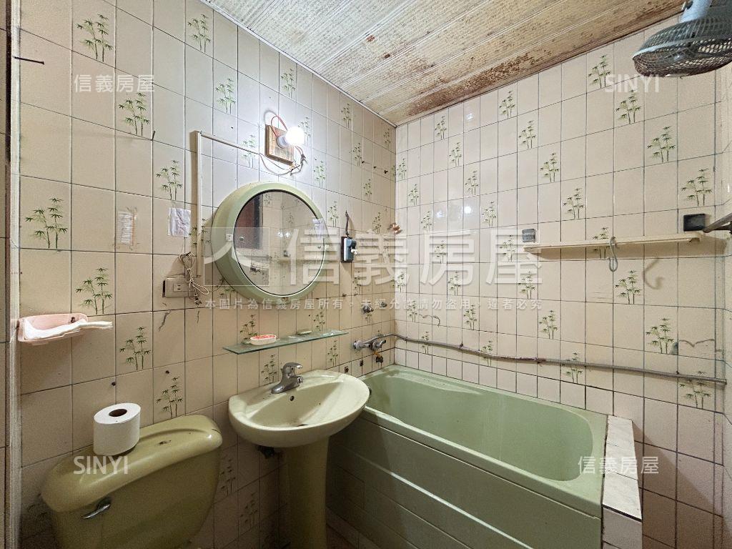 邊間一樓大庭院地下室房屋室內格局與周邊環境