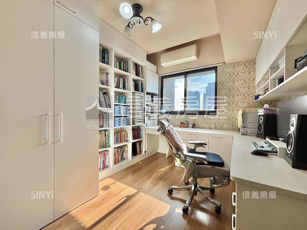 國泰御博苑帝王３房雙平車房屋室內格局與周邊環境