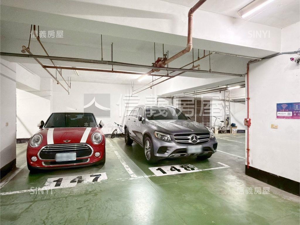 宏國大鎮Ｂ２坡平車位房屋室內格局與周邊環境