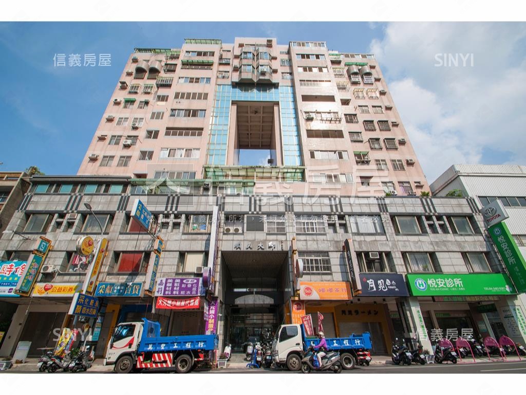 中興商圈溫馨三房附車位房屋室內格局與周邊環境