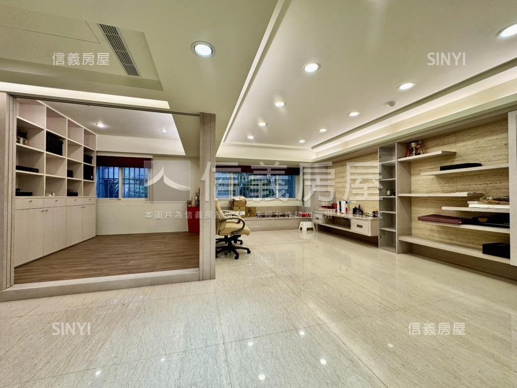 公教住宅電梯美三房車位房屋室內格局與周邊環境