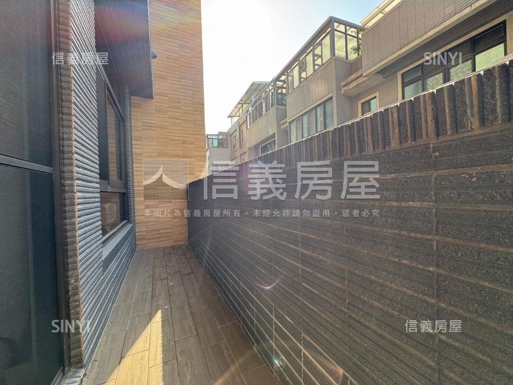 平鎮近交流道質感兩房房屋室內格局與周邊環境