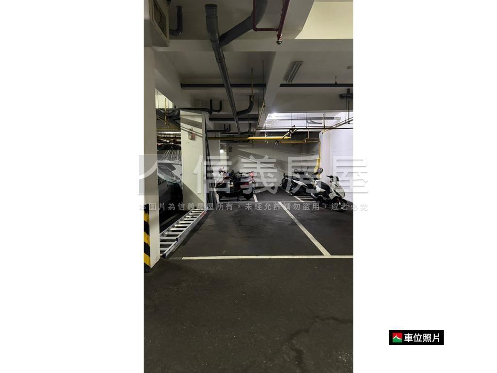 近７４震後大四房平車房屋室內格局與周邊環境