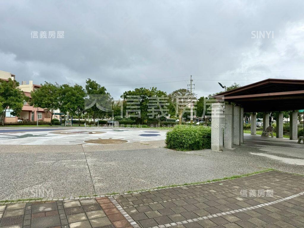 品益君品Ａ棟視野三房平車房屋室內格局與周邊環境