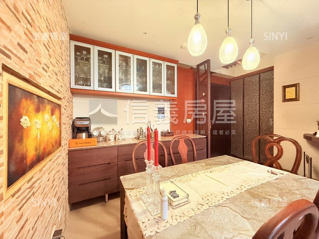 國際館美式豪邸房屋室內格局與周邊環境