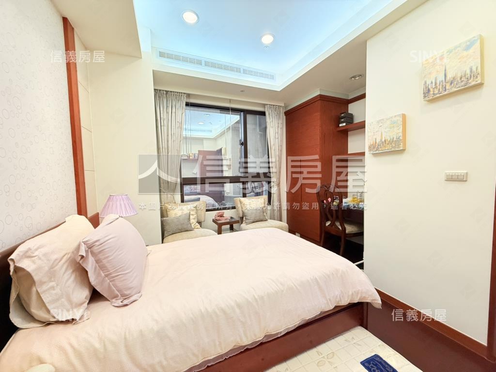 國際館美式豪邸房屋室內格局與周邊環境