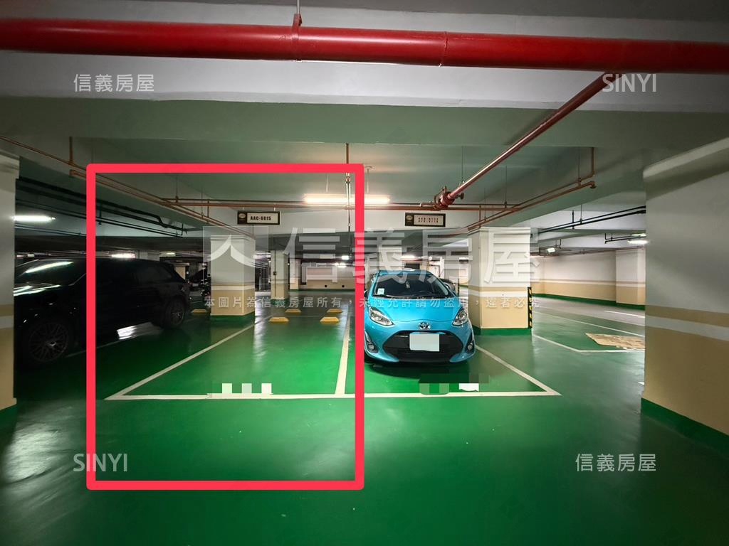 國際館美式豪邸房屋室內格局與周邊環境