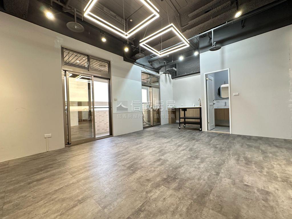 專任新寶帷幕高樓美景房屋室內格局與周邊環境