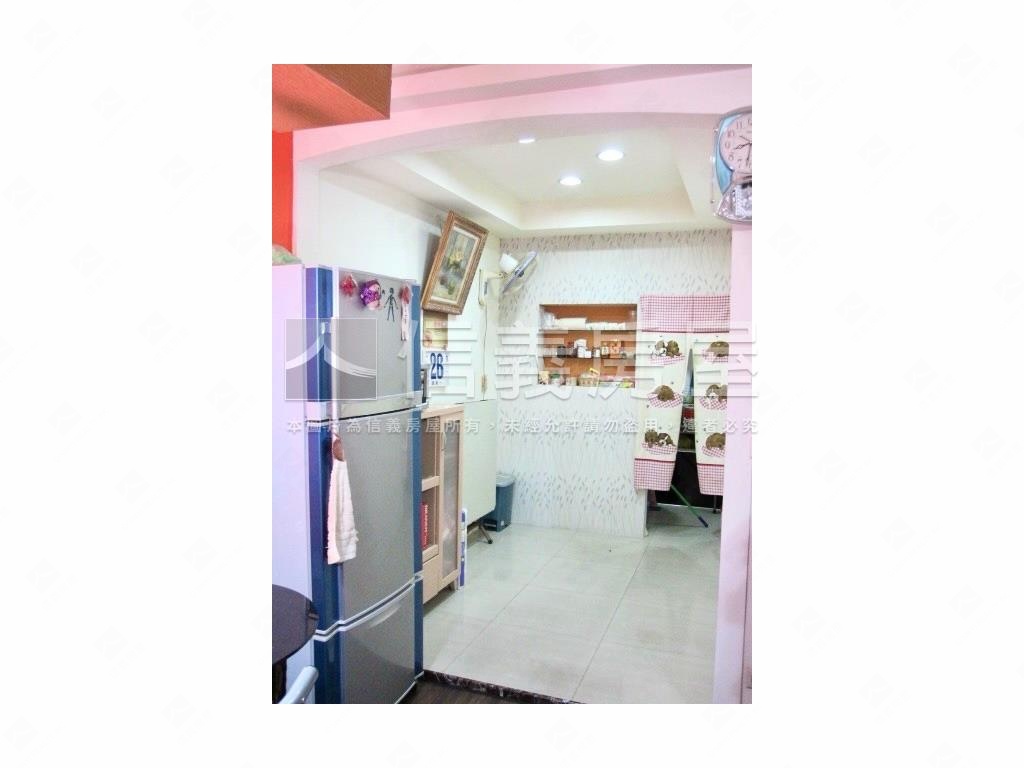 南山學區邊間三房房屋室內格局與周邊環境