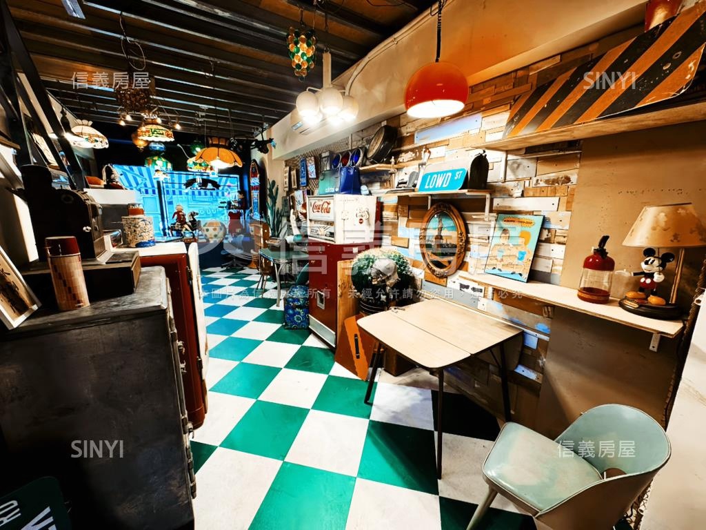 華榮金店面房屋室內格局與周邊環境