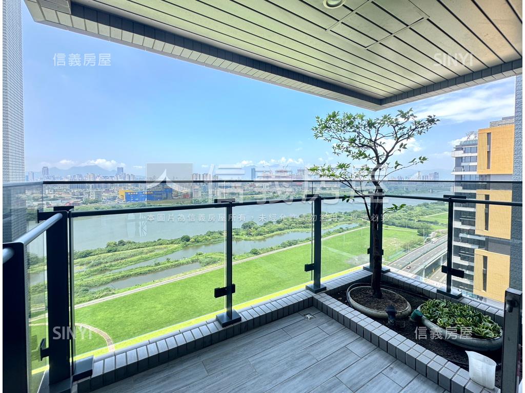 ★國泰朋．次頂河景雙車位房屋室內格局與周邊環境