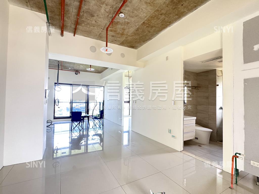 ★國泰朋．次頂河景雙車位房屋室內格局與周邊環境