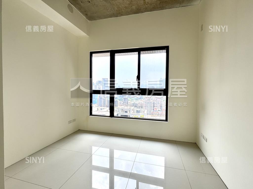 ★國泰朋．次頂河景雙車位房屋室內格局與周邊環境