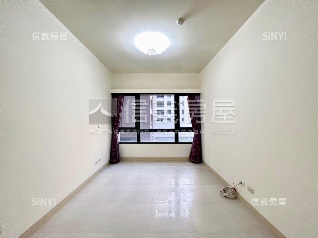 橘園中庭視野稀有四房車位房屋室內格局與周邊環境