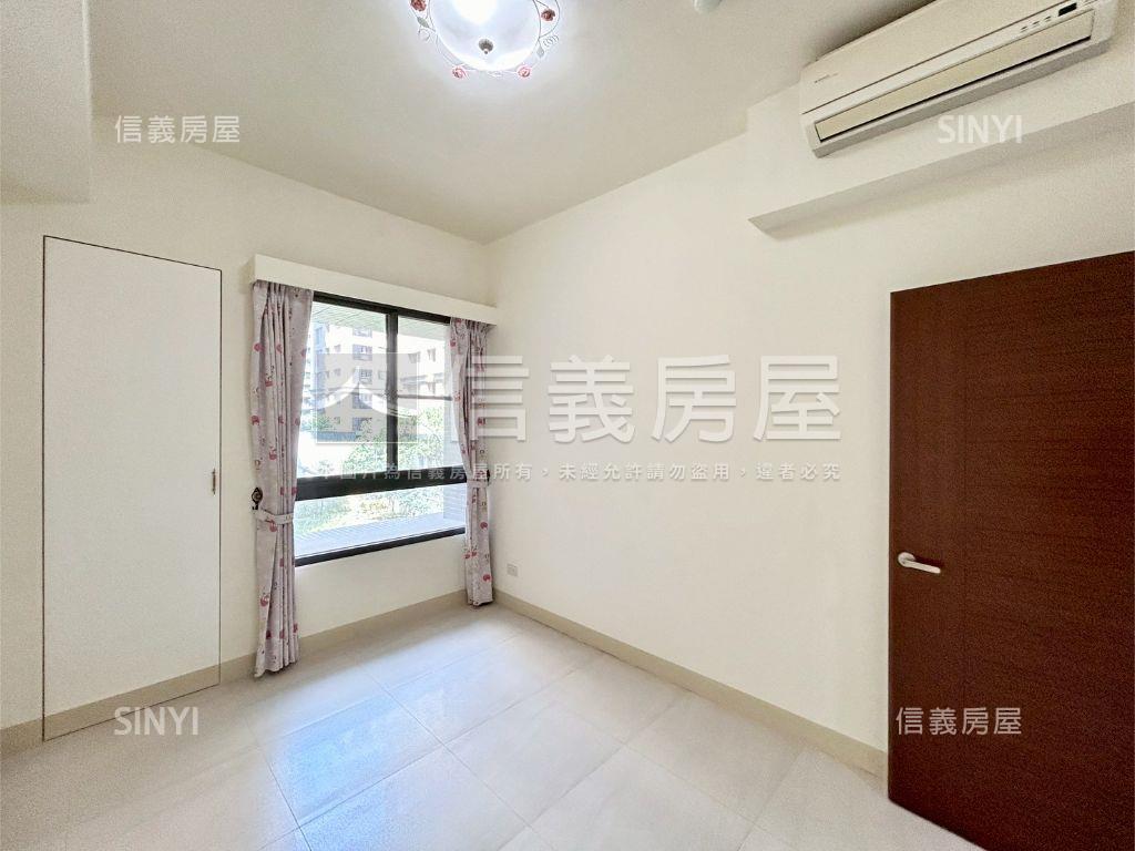 橘園中庭視野稀有四房車位房屋室內格局與周邊環境