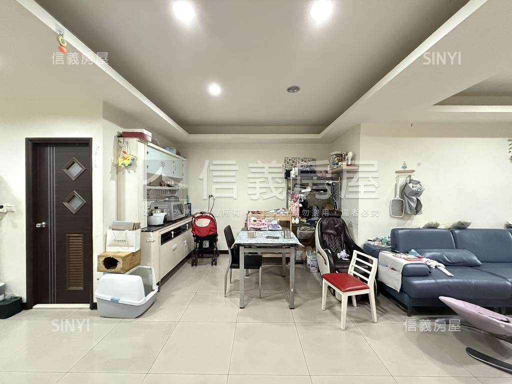 近捷運溫馨公寓二樓房屋室內格局與周邊環境