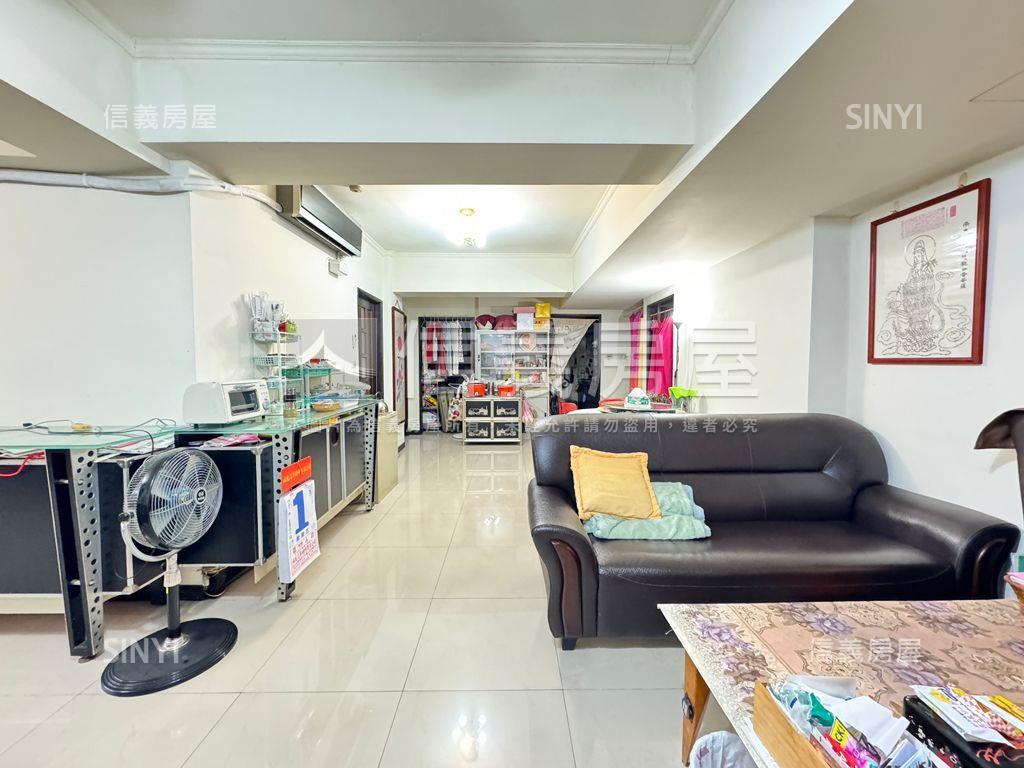 公園旁捷運高樓電梯４房房屋室內格局與周邊環境