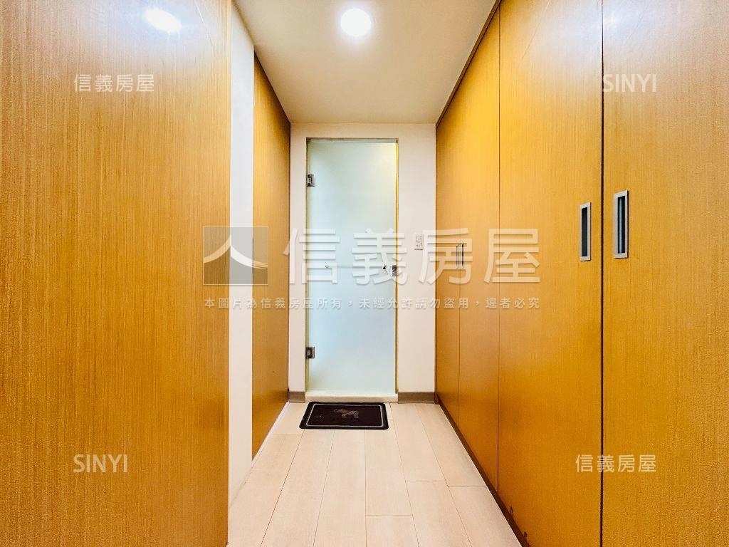 ㊣海揚木質調‧２房有車位房屋室內格局與周邊環境