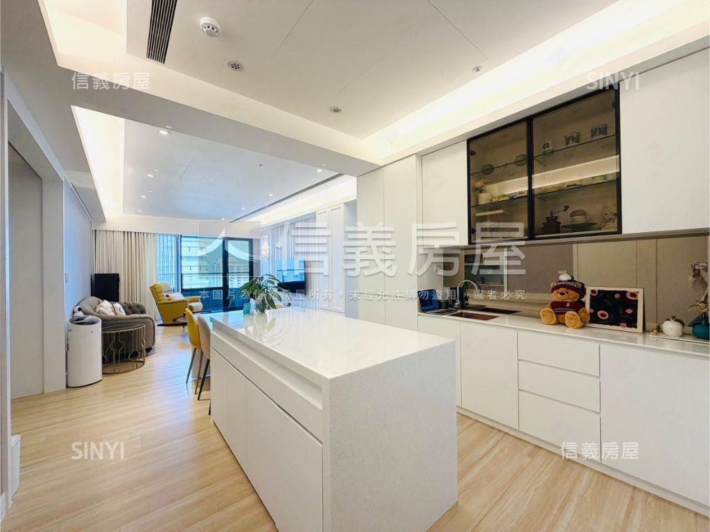 稀有高樓層雙主臥景觀豪宅房屋室內格局與周邊環境