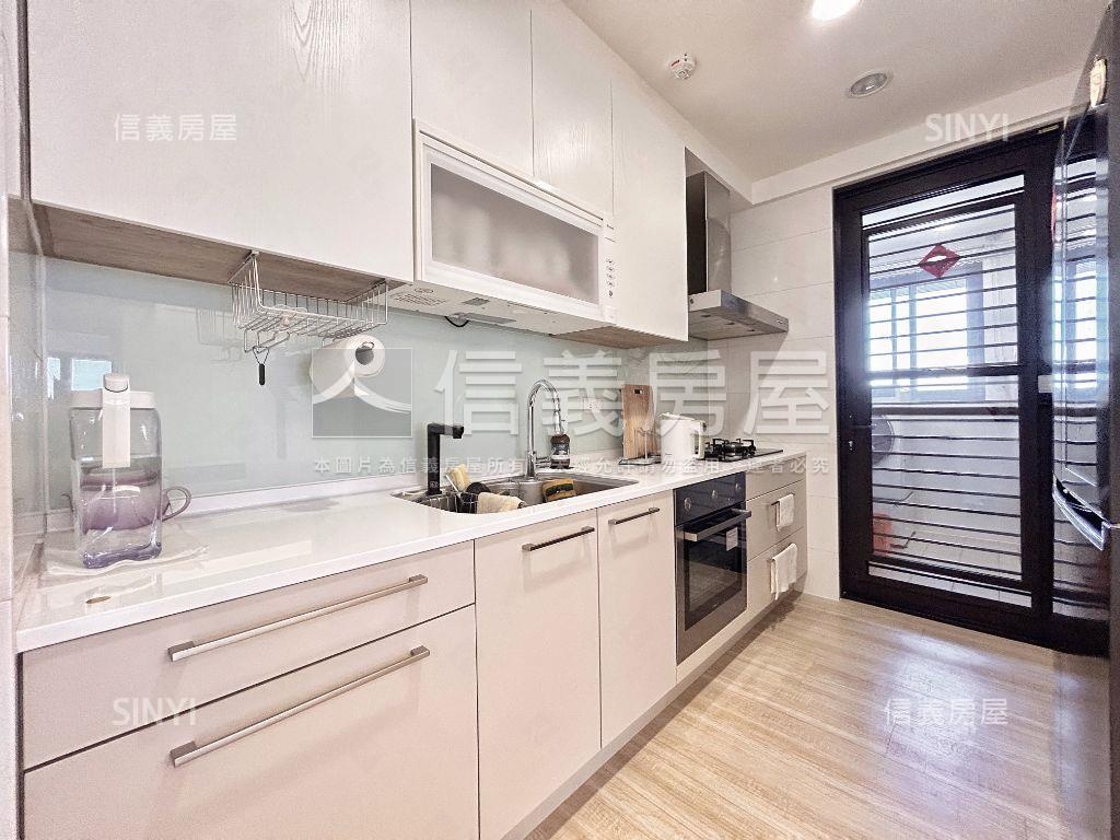 稀有高樓層雙主臥景觀豪宅房屋室內格局與周邊環境