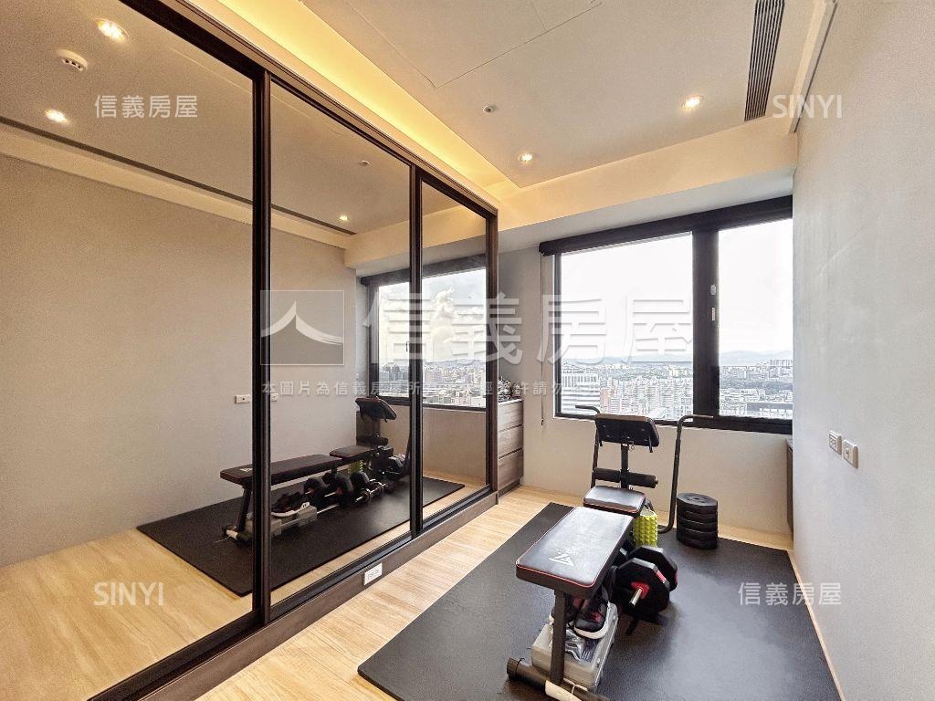 稀有高樓層雙主臥景觀豪宅房屋室內格局與周邊環境