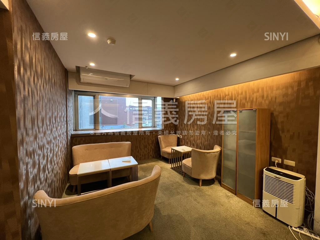 忠孝敦化質感電梯兩房房屋室內格局與周邊環境