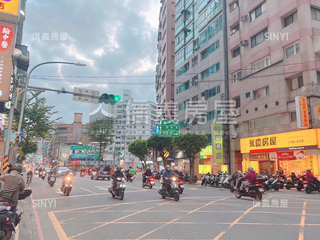 永安捷運中和路上黃金店面房屋室內格局與周邊環境