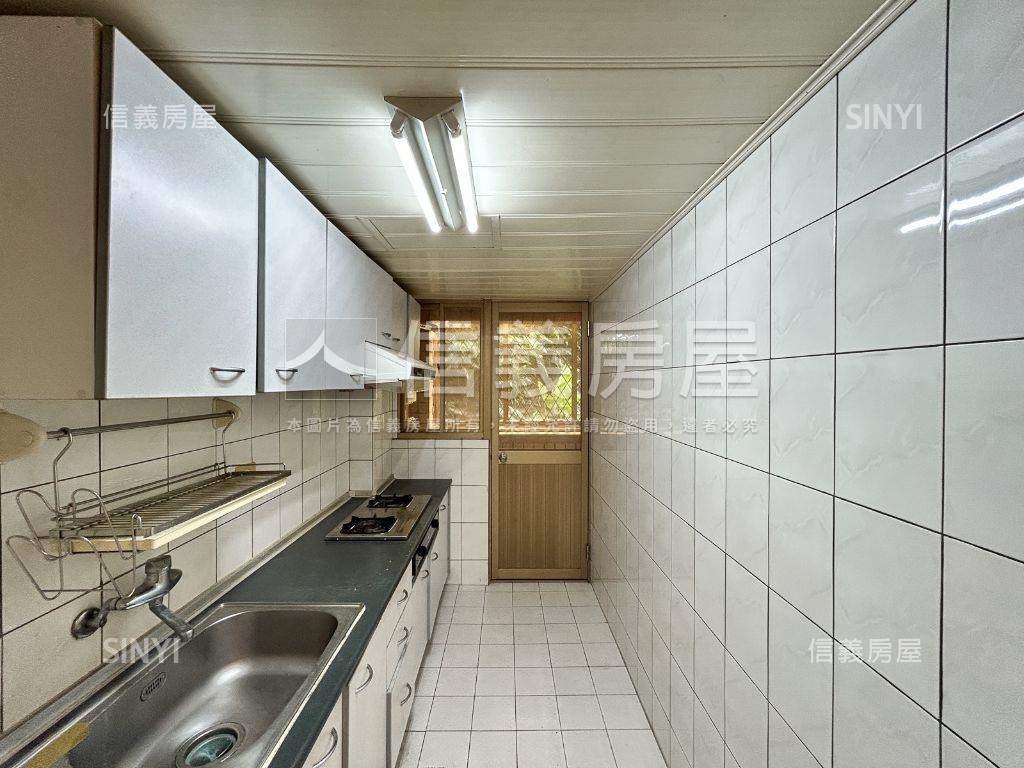 新宿谷溫馨三房房屋室內格局與周邊環境